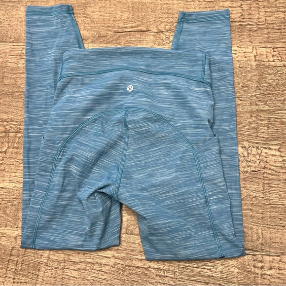 NWT Lululemon Power Thru HR Tight 25" HCPB 4 - Picture 7 of 9